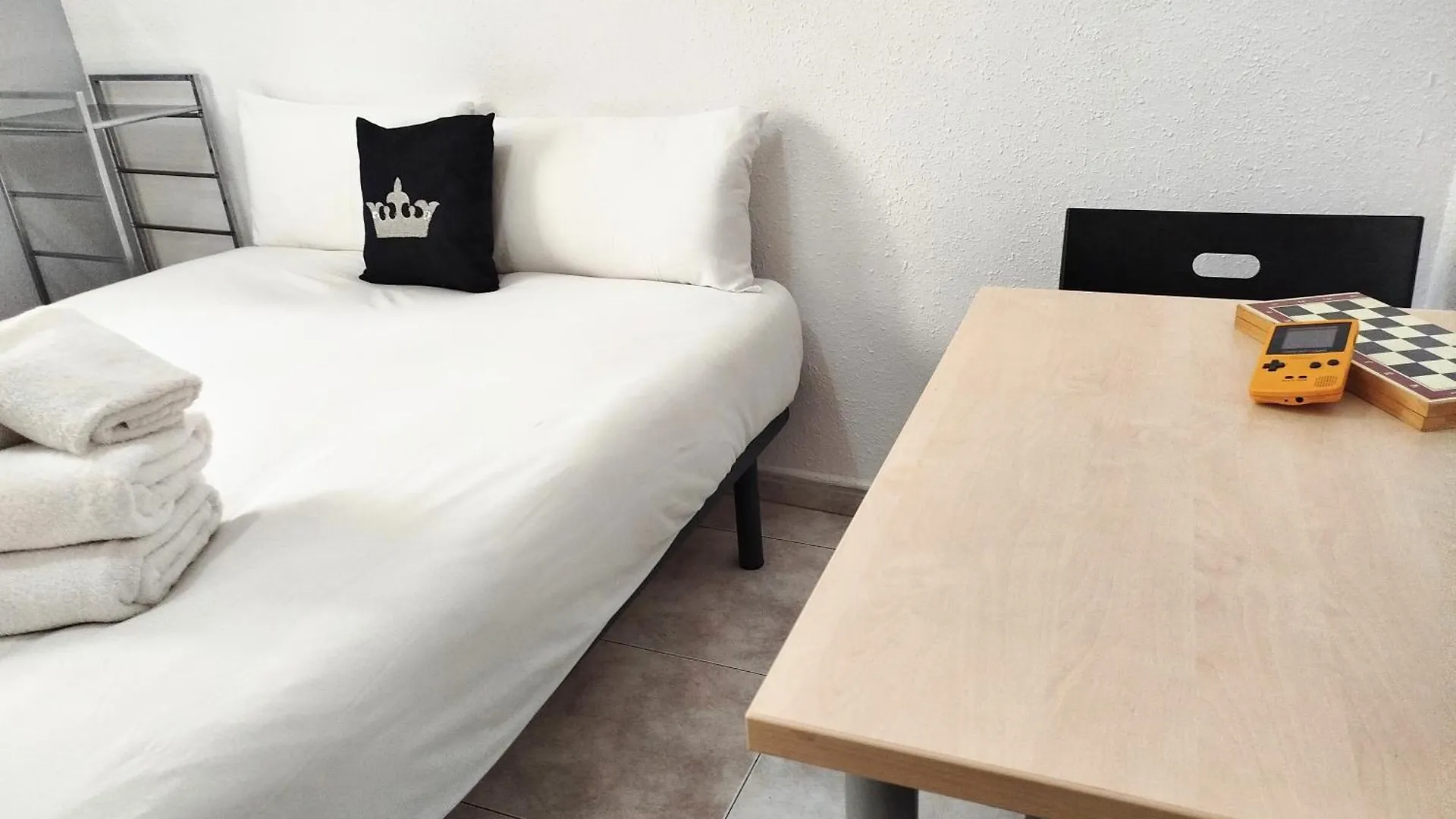 La Habitacion De Santa Eulalia Habitacion Privada L’Hospitalet de Llobregat Hiszpania